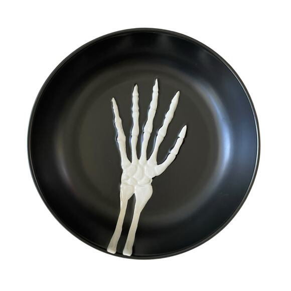 Black & White Halloween Skeleton Hand Serving Bowl Candy Dish 10.5in Spooky NEW - Picture 6 of 10
